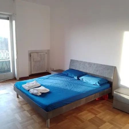 Viale Monza Gorla M1 * ミラノ