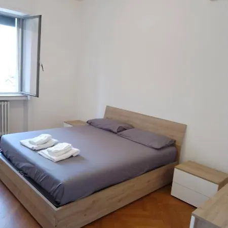 Διαμέρισμα Viale Monza Gorla M1 *