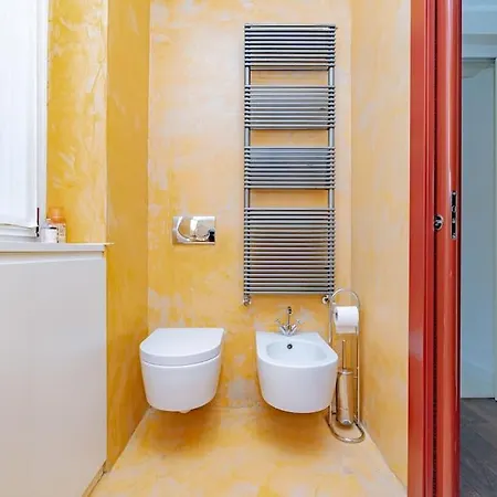 Duomo - Attico Con Terrazzo Nel Cuore Di Apartamento Milão
