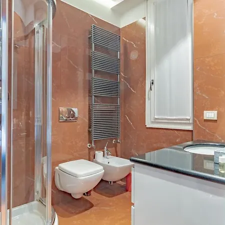 Apartment Duomo - Attico Con Terrazzo Nel Cuore Di Milan
