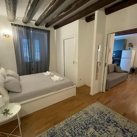 Apartment Tortona, 12 - Tra Fashion E Design *