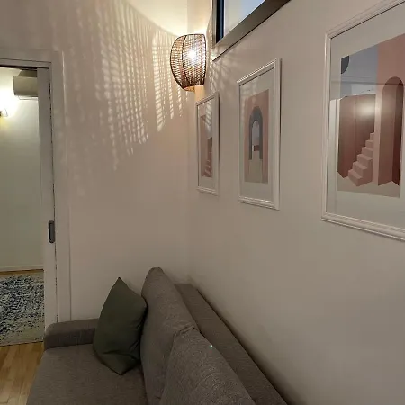 Tortona, 12 - Tra Fashion E Design