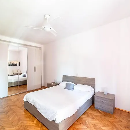 Corso A12 Apartment Milan