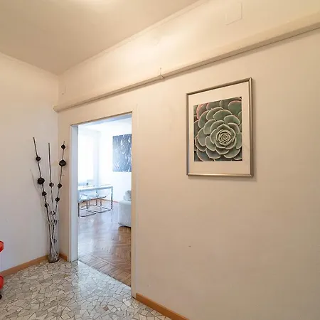 Corso A12 Apartment Milan