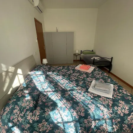 Roberta House Il Tuo Rifugio Per Concerti, Eventi E Fiere Lägenhet Milano