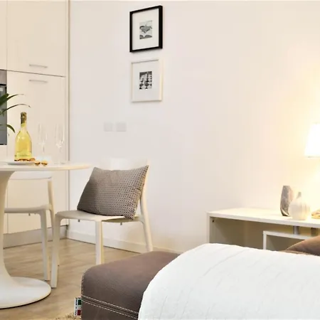 Easylife - Caloroso Bilocale Con Spazio Esterno In Zona Nolo Apartment *