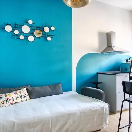 Altido Quirky Flat With Balcony Milan