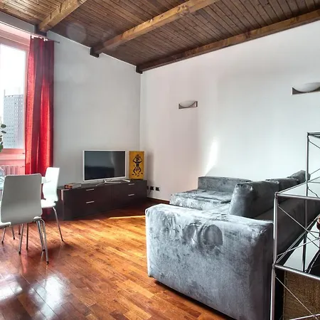 Joivy Charming In The Heart Of Isola District Apartment