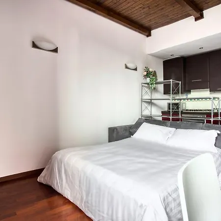 Joivy Charming In The Heart Of Isola District Milan
