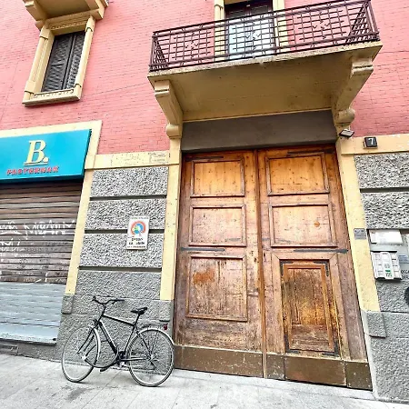 Inavigli - Retro-chic Flat Close To Design District Milan