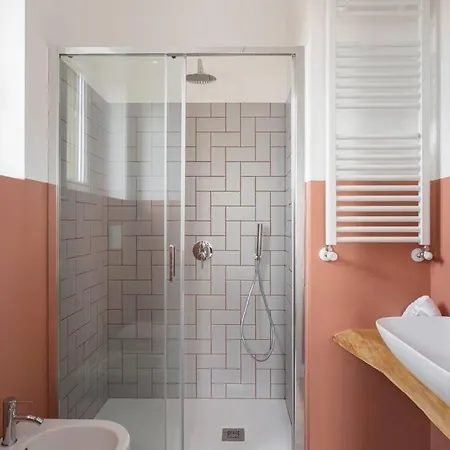 Blue & Orange House Lovely Modern * 밀라노