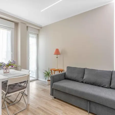 Apartment Bo13 -crescenzago- Bright - Wifi - Elegant