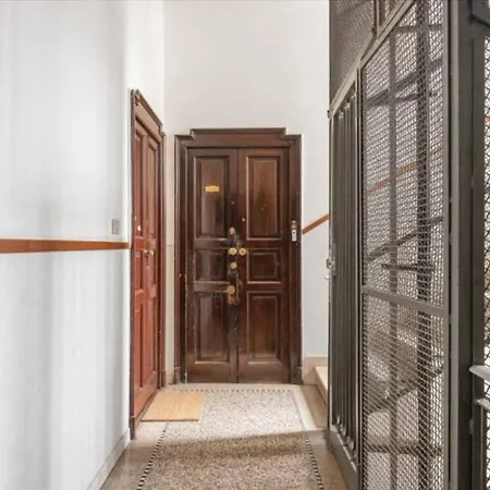 Apartment Milano-porta Romana Nearby Bagni Misteriosi *