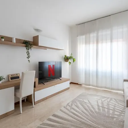 San Siro Big House Wifi Netflix Free Parking Apartment Milan