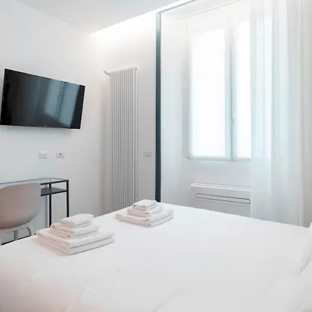 아파트 Italianway Comfort - Taramelli 60 *