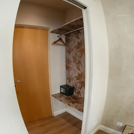 La Residenza Isabella בית הארחה 2*