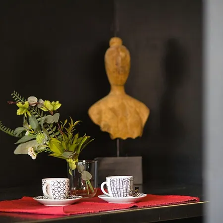 Apartment Cavemi - Via Sammartini Milan