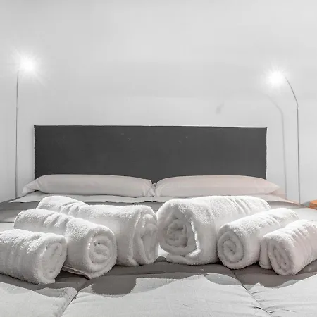 Апартаменты Duomo M4 Chic House Comfort Lusso Ed Eleganza