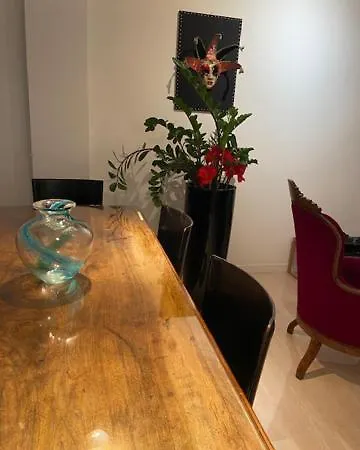 Bruzzanese Apartamento