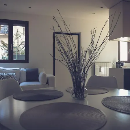 L'arche Comfort & Relax - Loft Garden In Via Torricelli Appartement