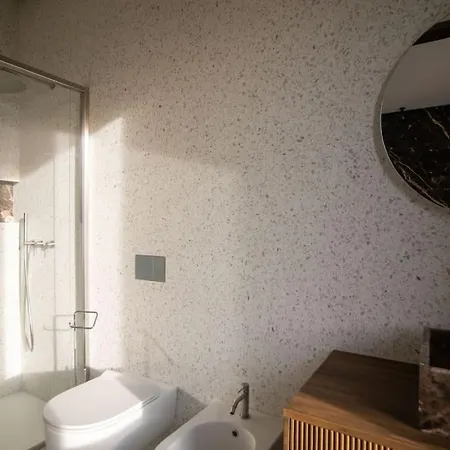 Repubblica Lux Милан