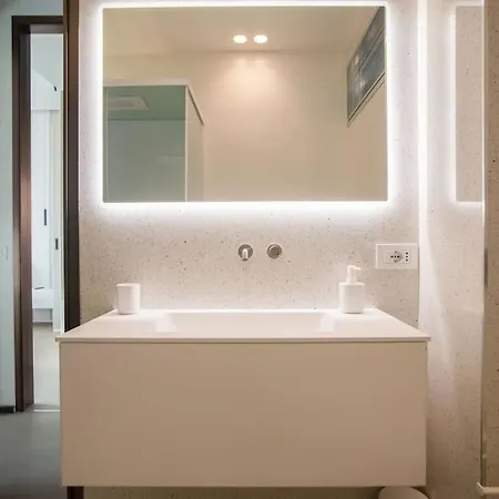 Repubblica Lux Милан