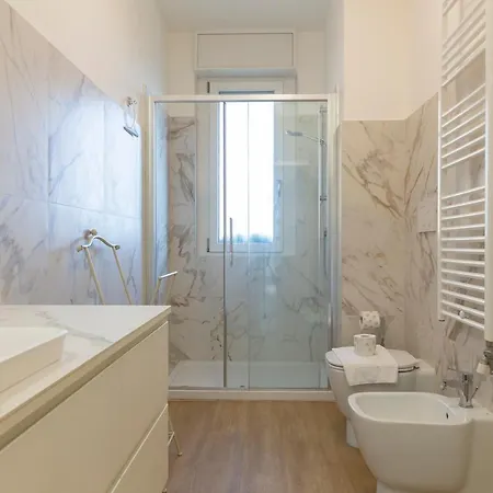Luxury Near Navigli - Anemoni 5 Apartment *