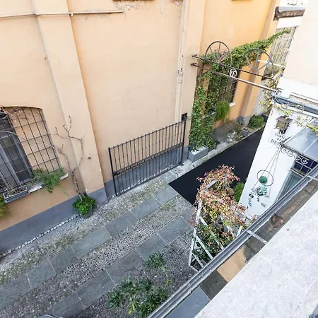 Centro Di E Della Fashion Week Apartment Milan