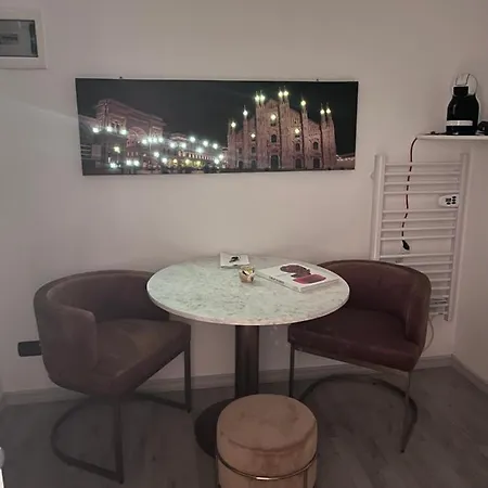 Oasi House * Milán