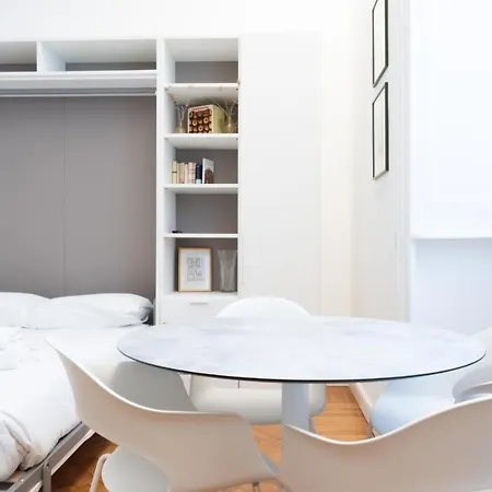 Casa Adelaide * Milan