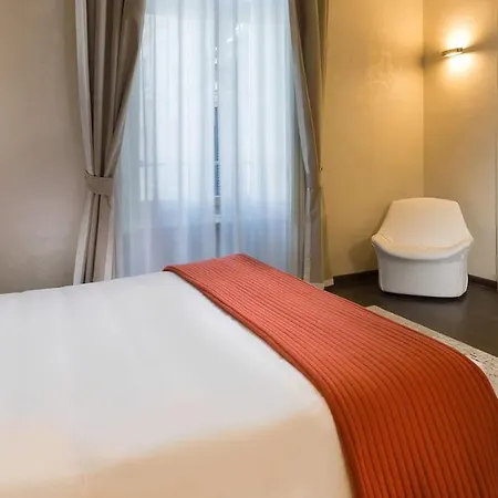 Hotel The Glamore Duomo Milão