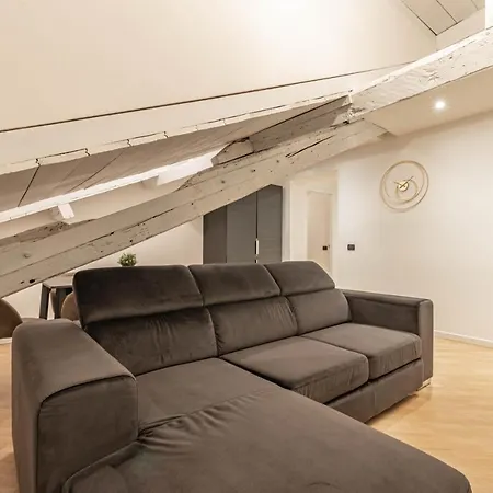 Appartement Brera Flat Near Duomo Milaan