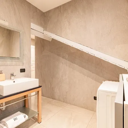 Apartment Brera Flat Near Duomo