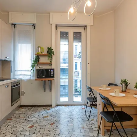 Renovated Close To Station Ponte Seveso 42 Appartamento Milano
