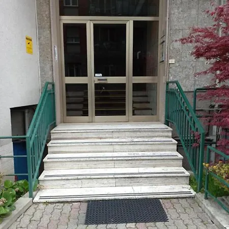 3 Centro Lägenhet *