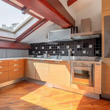 Apartment De Amicis' Nest - Center Milan
