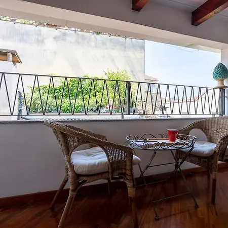 De Amicis' Nest - Center Apartment *