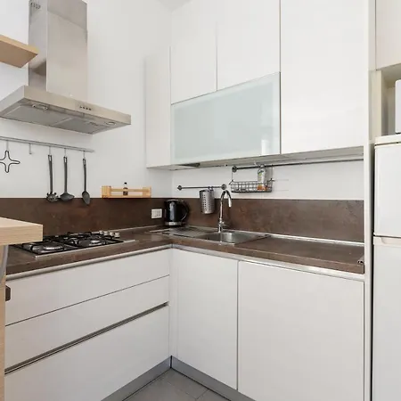Savona District Comfy X3 Apartment