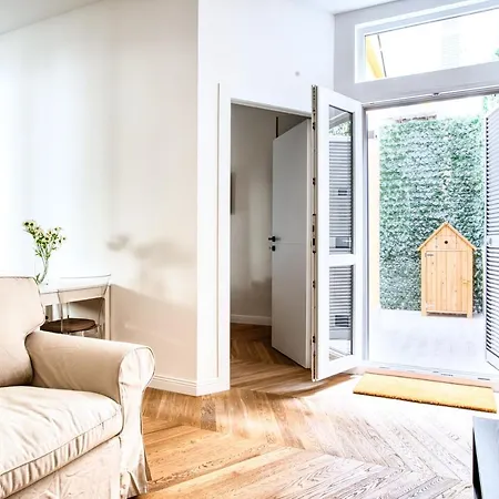 Joivy Stunning Flat With Balcony Lägenhet *