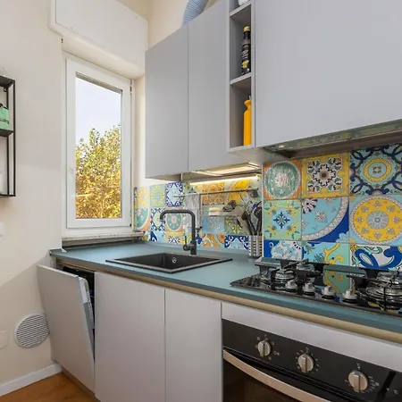 Apartment Maiolica - Free Parking And Great Connection To Linate And Duomo Milan