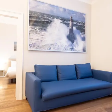 Porta Venezia Elegant Penthouse With Terrace 아파트 *