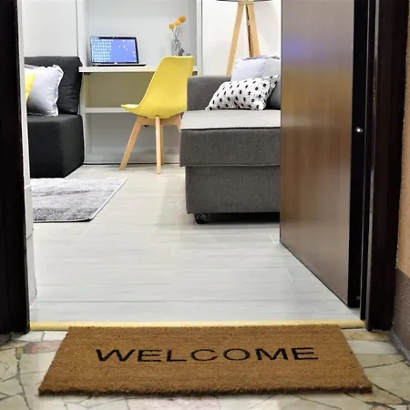 Easylife - Monolocale Confortevole E Rilassante Nel Quartiere Solari, Dotato Di Ogni Comfort Апартаменты *