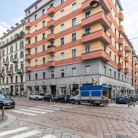Easylife - Coccole E Comfort - Bilocale Caldo Ed Accogliente A Due Passi Dai Navigli E Metro Apartment *