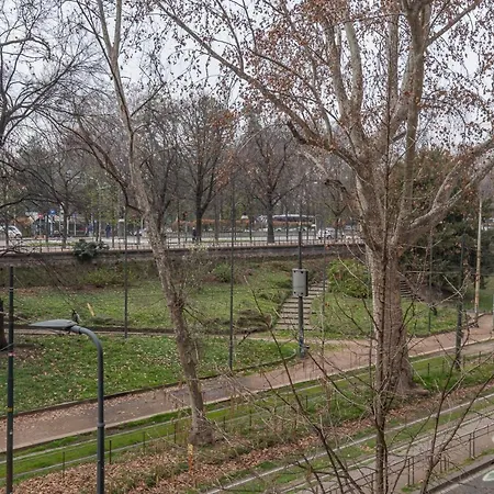 V. Veneto - Porta Venezia - Centro Апартаменты *