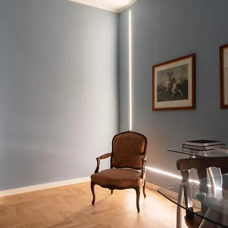 Youhosty - De Cristoforis 5 * Milano