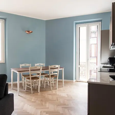 Youhosty - De Cristoforis 5 Apartment