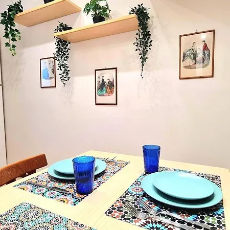 Fiera City, Via Cenisio 55 酒店