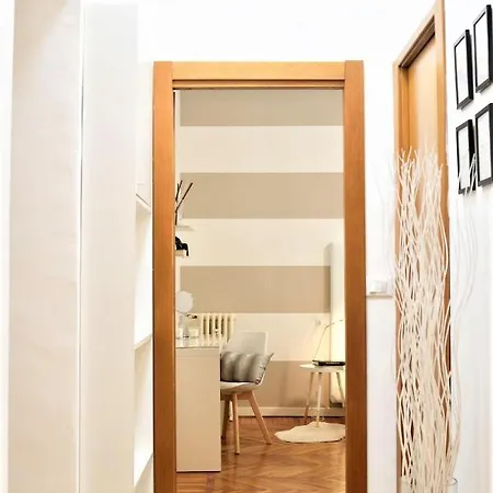 Easylife - Caloroso Bilocale Con Spazio Esterno In Zona Nolo *