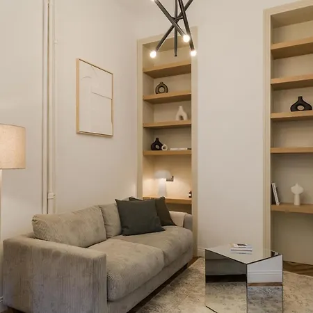 Casa Unica - Elegant With Balcony - 1 Milan