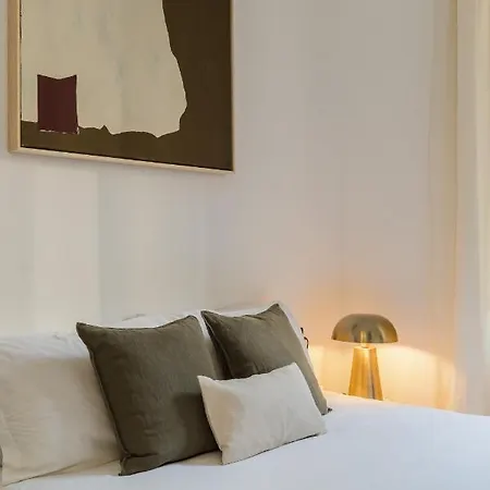 Apartment Casa Unica - Elegant With Balcony - 1 *